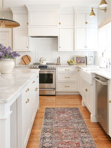 mixing stainless steel in kitchen